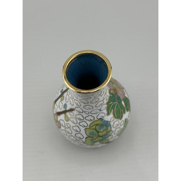 Vintage Mini Chinese Enameled Cloisonne Vase w/ Stand 3 inch White Floral - Picture 8 of 8